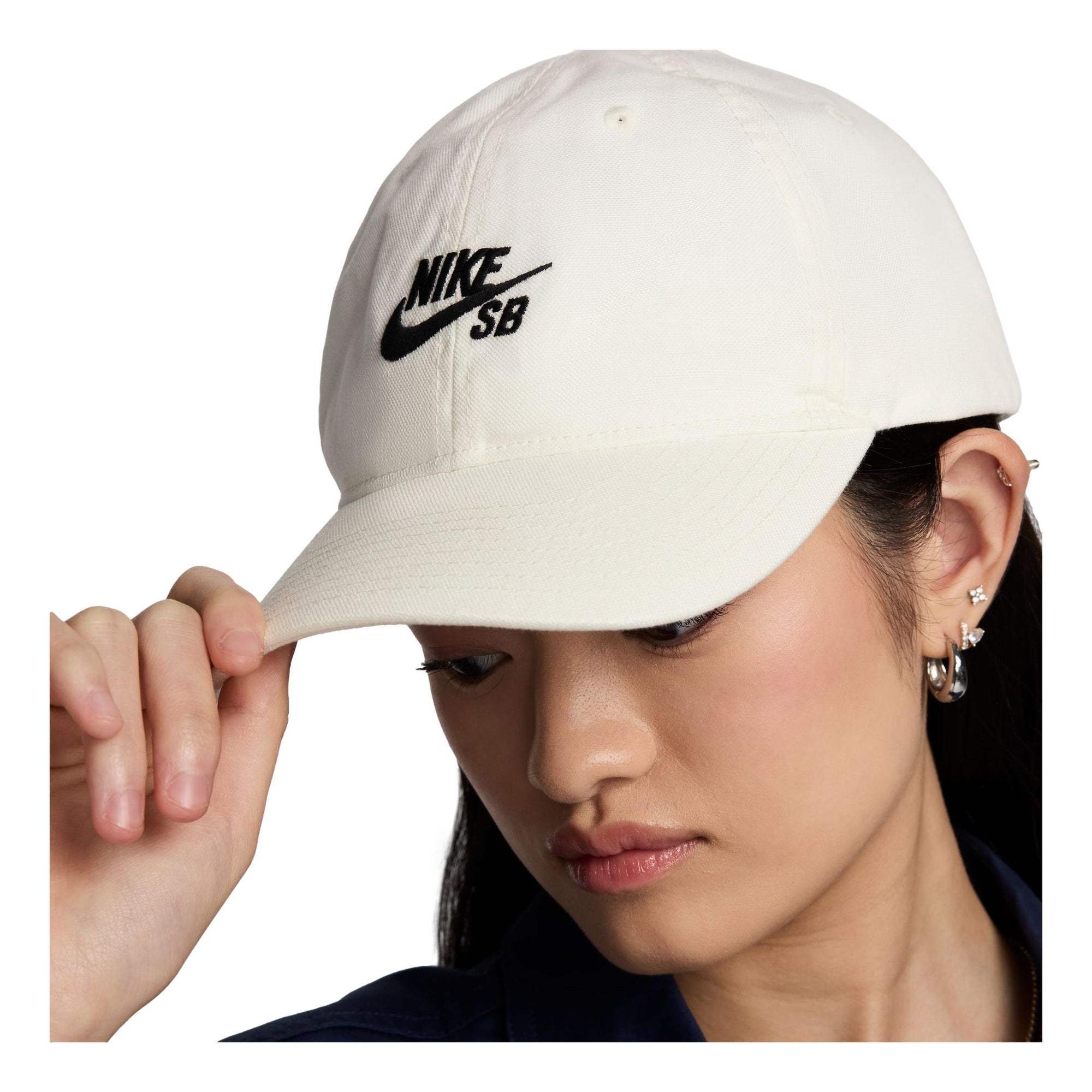 Nike SB Club Cap Sail/Black - Venue Skateboards