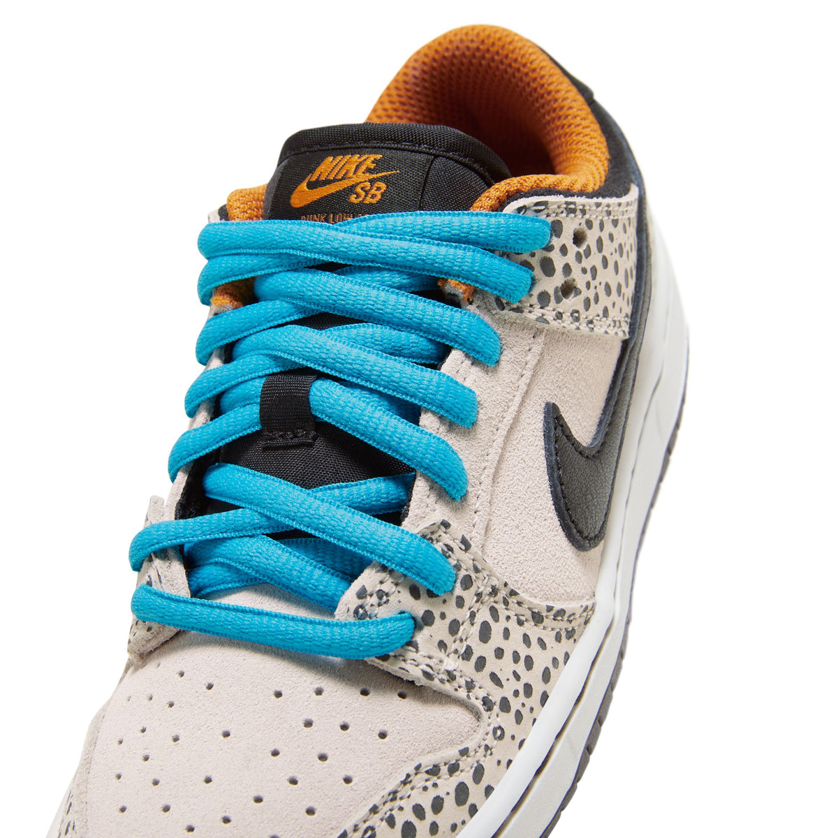 Nike SB Dunk Low Youth &quot;Electric&quot; Phantom-Black-Monarch