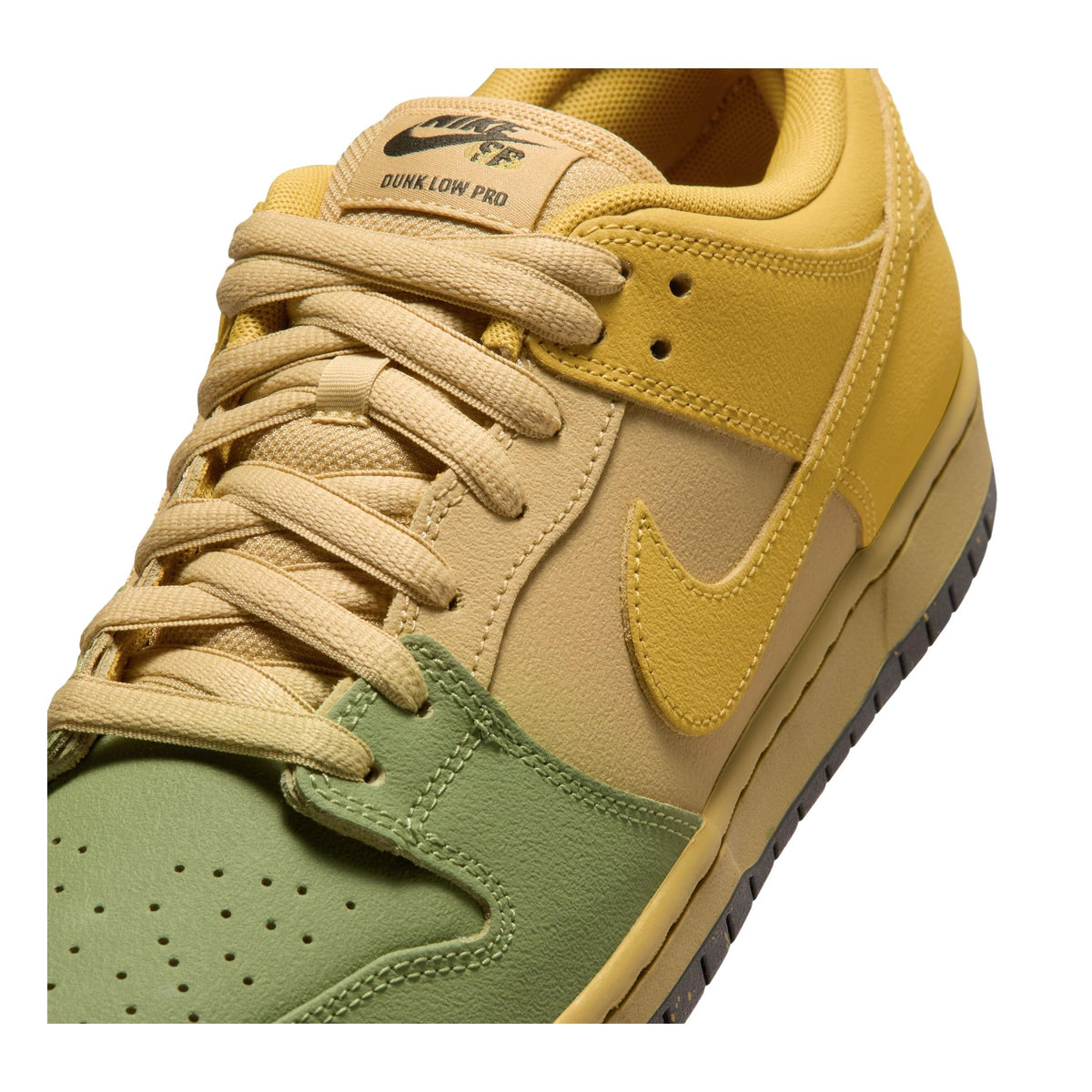 Nike SB Dunk Low Pro Saffron Quartz/Saffron Quartz-Pear - Venue Skateboards