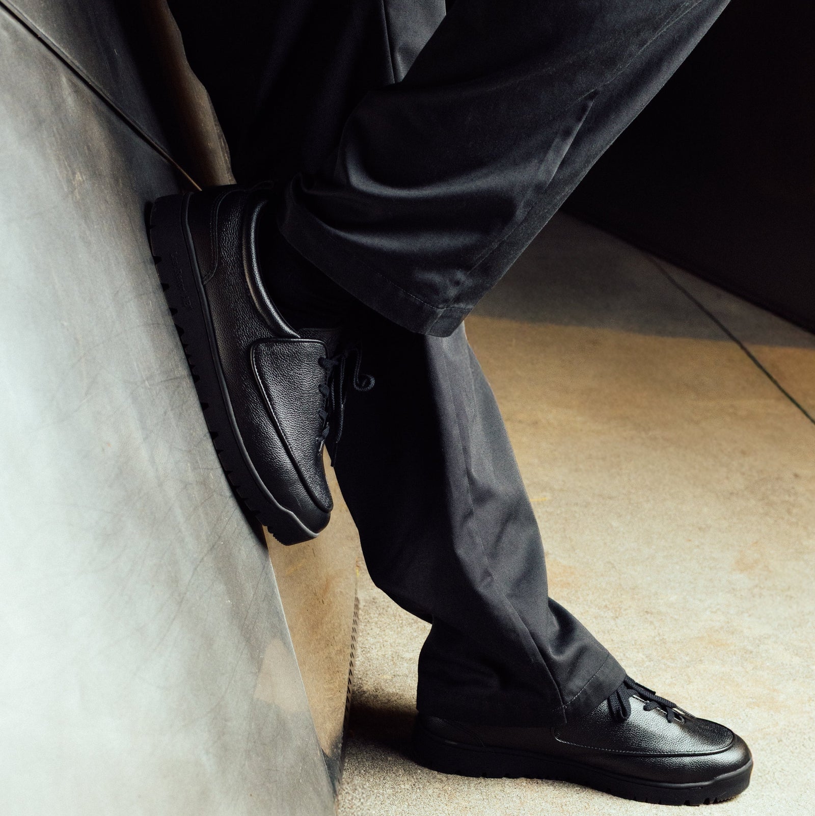 Last Resort GM001 Black/Black - Venue Skateboards