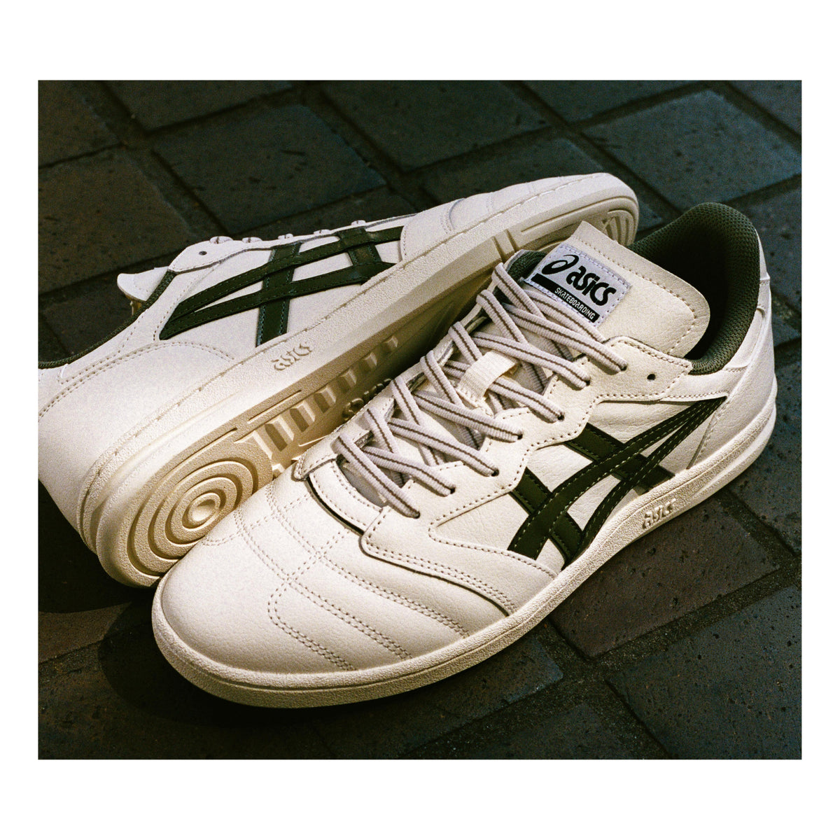 Asics Leggerezza FB Birch/Loden Green - Venue Skateboards