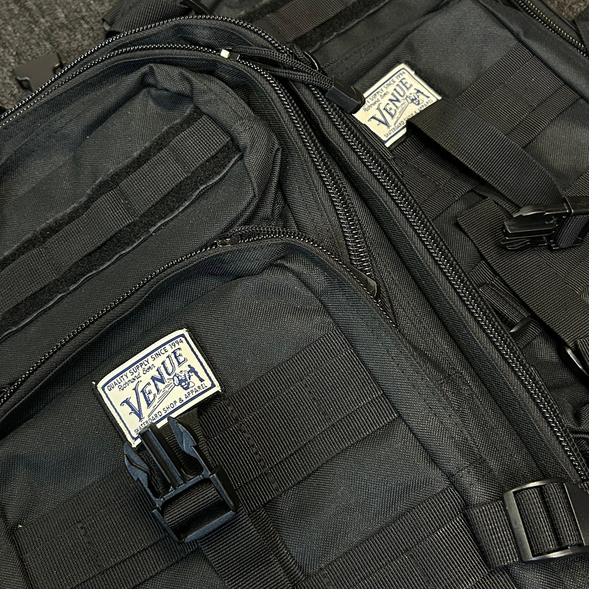 Venue Medium Transport Pack - Black - Venue Skateboards