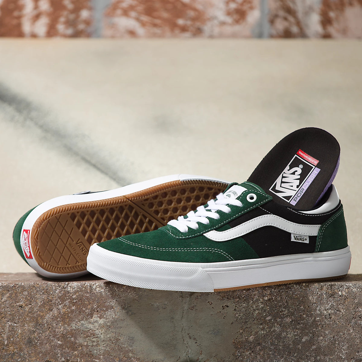 Vans Crockett Dark Green/White - Venue Skateboards